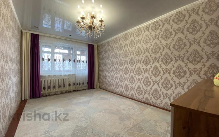 2-комнатная квартира · 44 м² · 5/5 этаж, 6 микрорайон за 7.5 млн ₸ в Темиртау — фото 17