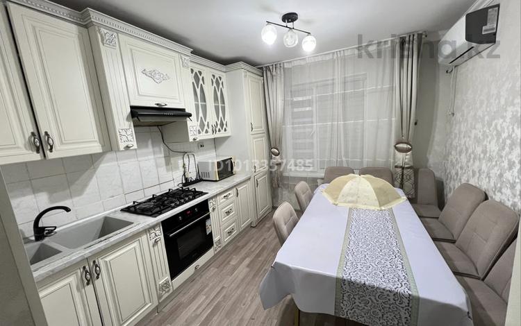 4-бөлмелі пәтер · 88 м² · 5/5 қабат, 5мкр 23, бағасы: 37 млн ₸ в Конаеве — фото 2