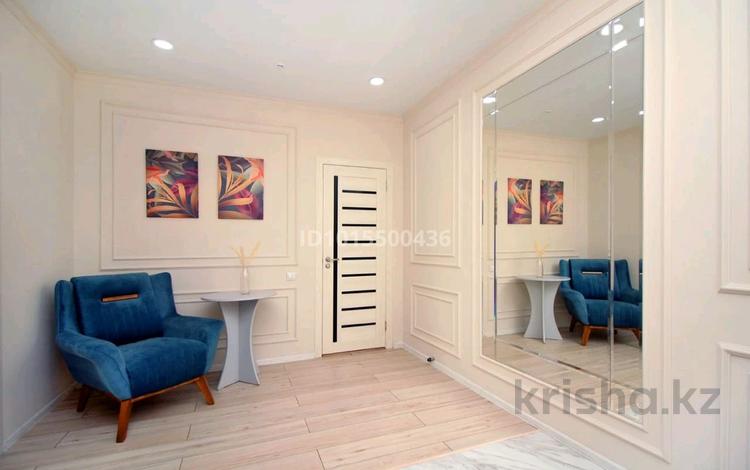 2-комнатная квартира · 70 м² · 5/18 этаж, мкр Тастак-2, Брусиловского 167 — Брусиловского за 380 000 ₸ в Алматы, Алмалинский р-н — фото 2