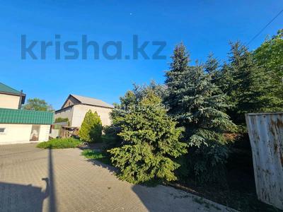 Отдельный дом · 4 комнаты · 120 м² · 6 сот., мкр Айгерим-1 9 — Школа #149 за ~ 55.6 млн ₸ в Алматы, Алатауский р-н