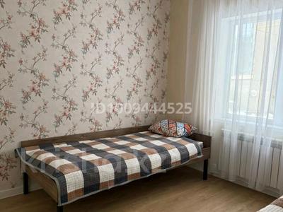 Отдельный дом · 5 комнат · 200 м² · 5 сот., 026 квартал — Напротив СДУ 200 метров за 65 млн 〒 в Каскелене