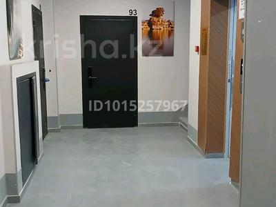 2-бөлмелі пәтер · 60 м² · 5/9 қабат, Байтурсынова 36/1, бағасы: 270 000 ₸ в Астане, Алматы р-н