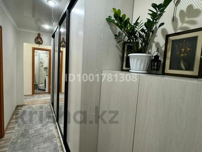 4-комнатная квартира · 78.2 м² · 4/9 этаж, Майкудук, Майкудук, 19й микрорайон 75 за 25.5 млн 〒 в Караганде, Алихана Бокейханова р-н