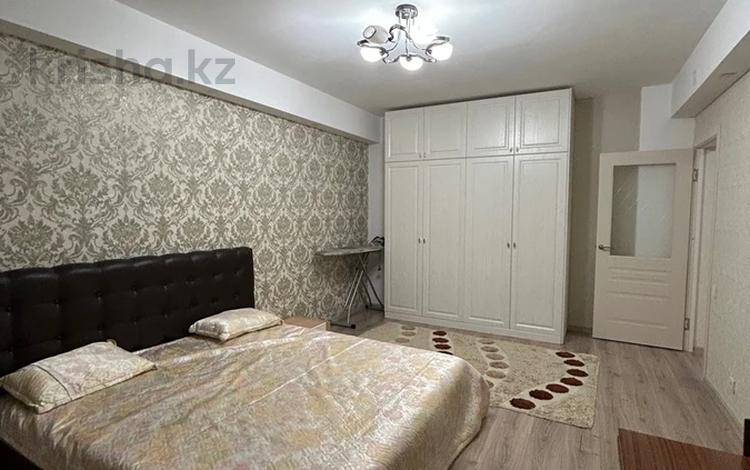 2-комнатная квартира · 75 м² · 9/16 этаж, 17-й мкр 3 за 250 000 〒 в Актау — фото 2