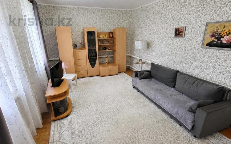 Часть дома · 2 комнаты · 48.5 м² · 6.35 сот., Достык, Макатаева 9 за 8.4 млн ₸ в Уральске — фото 3