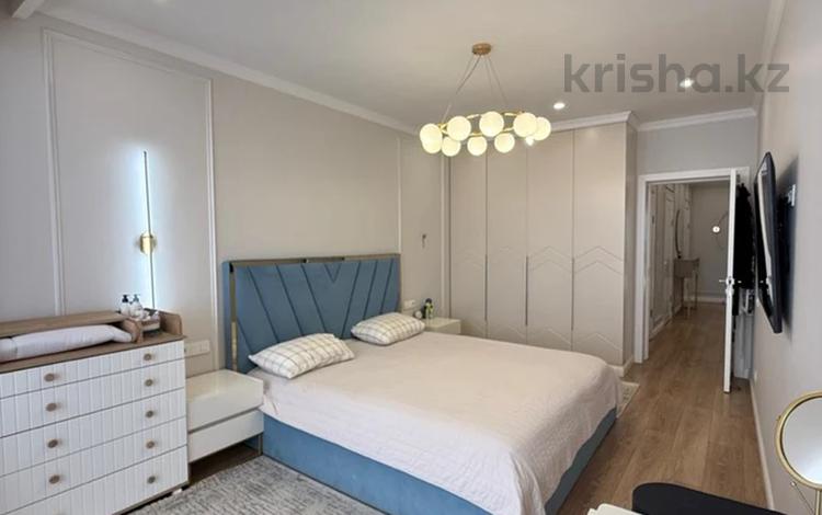 3-комнатная квартира · 100 м² · 9/13 этаж, Толе би 189/3 за 91.5 млн ₸ в Алматы, Алмалинский р-н — фото 2