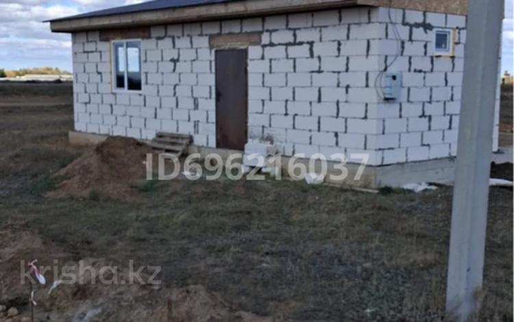 Отдельный дом · 1 комната · 25 м² · 10 сот., Юго-восток 165 за 5.2 млн 〒 в Пугачеве — фото 3