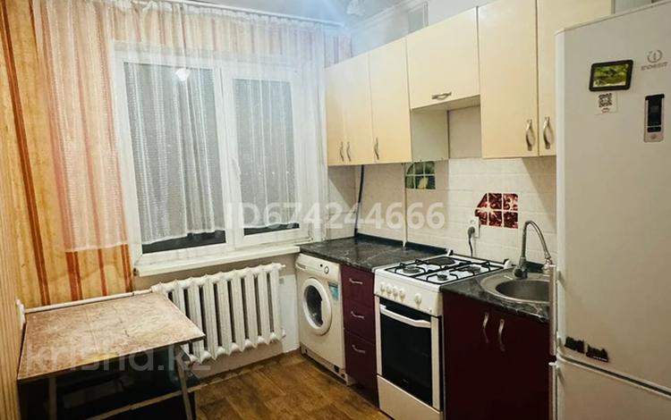 2-комнатная квартира, 44.2 м², 5/5 этаж помесячно, мкр Юго-Восток, Пр.республики за 130 000 〒 в Караганде, Казыбек би р-н — фото 8