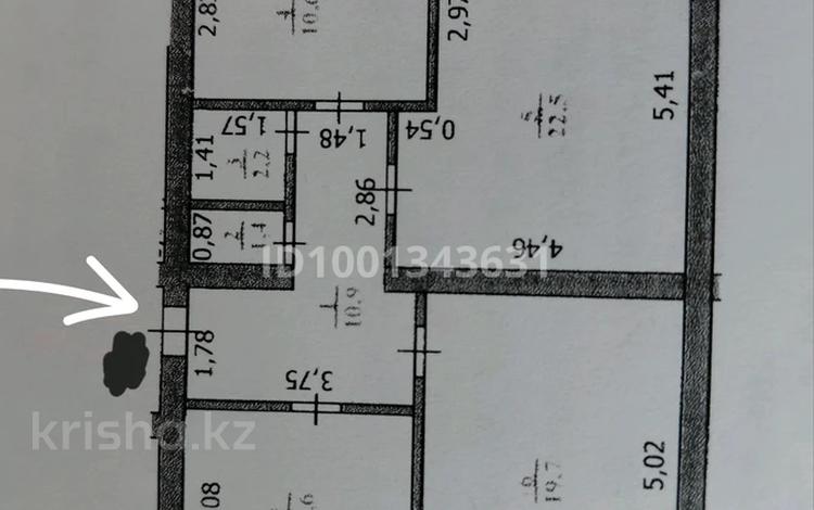 3-комнатная квартира · 88 м² · 3 этаж, мкр Кадыра Мырза-Али 8 — Правдухина Тәуелсіздік за 45 млн 〒 в Уральске — фото 2
