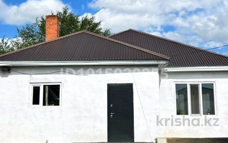 Отдельный дом · 5 комнат · 105.1 м² · 6 сот., 8 км Квартал А дом 41 Блок 1 за 30 млн ₸ в Семее — фото 2