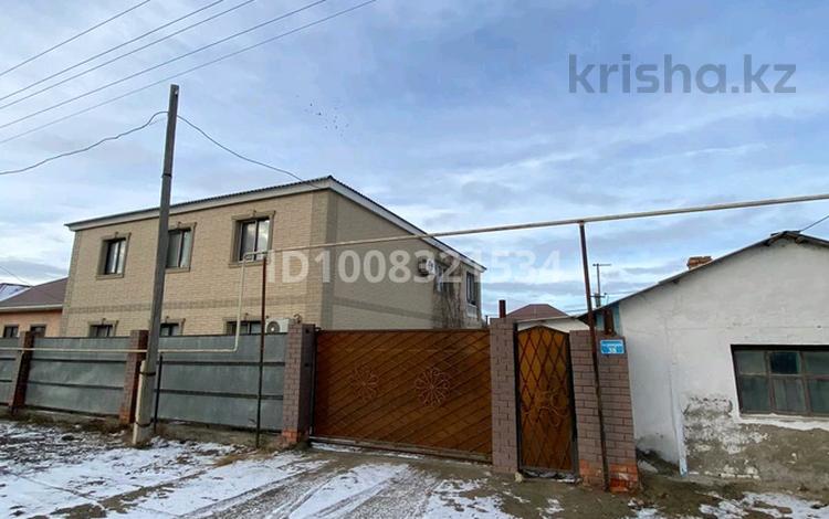 Отдельный дом · 6 комнат · 300 м² · 10 сот., мкр Геолог, Жаналы 38 за 45 млн ₸ в Атырау — фото 2
