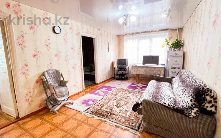 2-комнатная квартира, 42 м², 2/4 этаж, центр за 10.8 млн 〒 в Талдыкоргане — фото 3