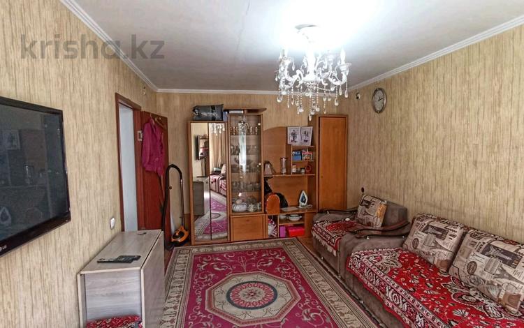1-комнатная квартира, 33 м², 1/5 этаж, Жетысу 20 за 8.7 млн 〒 в Талдыкоргане, мкр Жетысу — фото 2