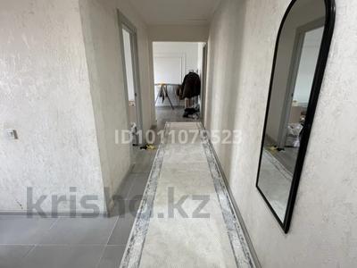 3-комнатная квартира · 66 м² · 5/5 этаж, мкр Орбита-3 43 за 350 000 〒 в Алматы, Бостандыкский р-н