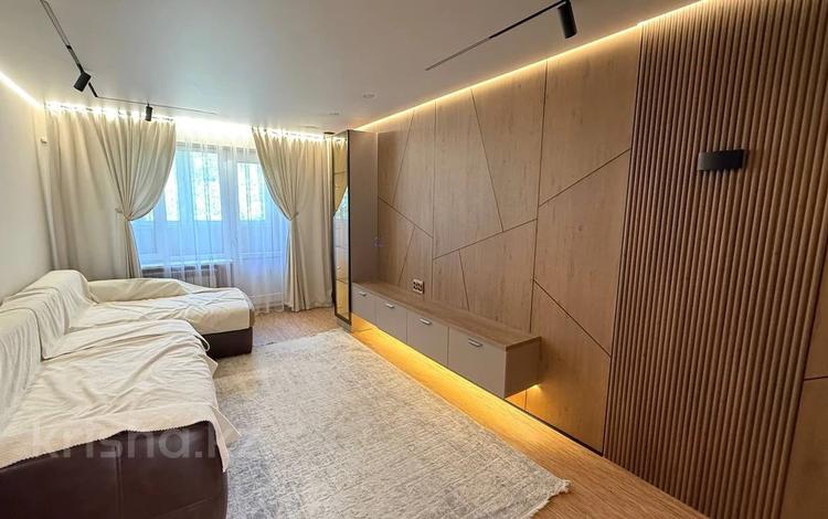 2-комнатная квартира · 45 м² · 5/5 этаж, мкр Казахфильм за 36.9 млн ₸ в Алматы, Бостандыкский р-н — фото 2
