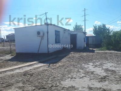 Отдельный дом · 5 комнат · 160 м² · 10 сот., мкр Кокарна, Ж. Акбердиева 61 — За ресторана Альфия, рядом магазин Асан ата за 12 млн ₸ в Атырау
