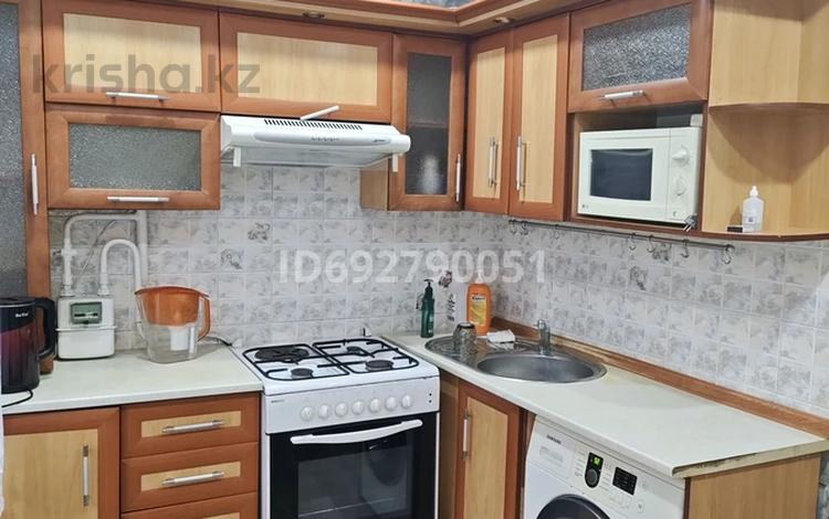 3-комнатная квартира · 61 м² · 2/5 этаж, Каржаубайулы 243 за 200 000 ₸ в Семее — фото 11