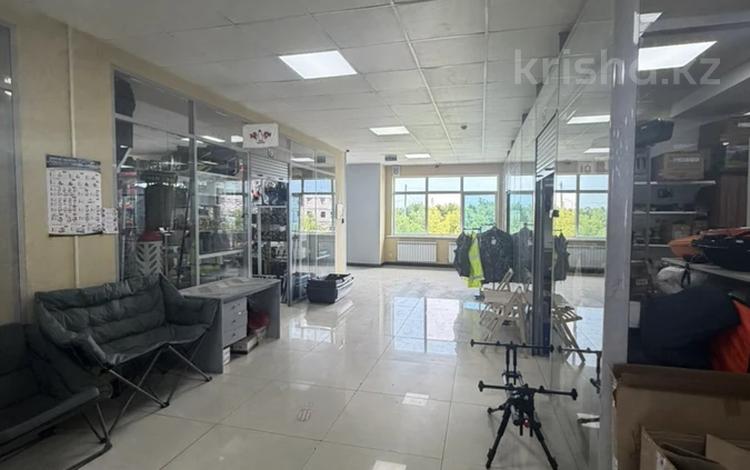 Свободное назначение, офисы, магазины и бутики, склады · 46 м² за 115 000 ₸ в Астане, р-н Байконур — фото 2