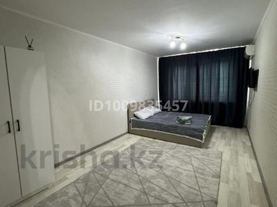 1-бөлмелі пәтер · 45 м² · 5/10 қабат, мкр Кунаева 67 — Площадь первого президента, Жайык самалы, бағасы: 10 000 〒 в Уральске