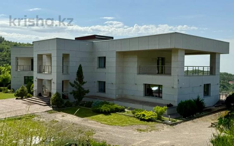 Еркін, кеңселер, монша, қонақ үй және демалыс орындары, медорталықтар мен дәріханалар, білім орталықтары, ойын-сауық · 2000 м², бағасы: 1.3 млрд ₸ в Алматы, Медеуский р-н — фото 2