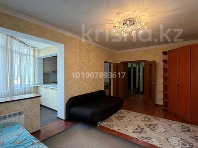 1-бөлмелі пәтер · 50 м² · 2/10 қабат, мкр Каргалы, Кенесары хана 54/5, бағасы: 250 000 〒 в Алматы, Наурызбайский р-н