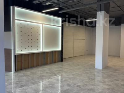 Свободное назначение, офисы, магазины и бутики, склады, общепит, салоны красоты, медцентры и аптеки, образование, развлечения · 130 м² за 650 000 ₸ в Астане, Есильский р-н