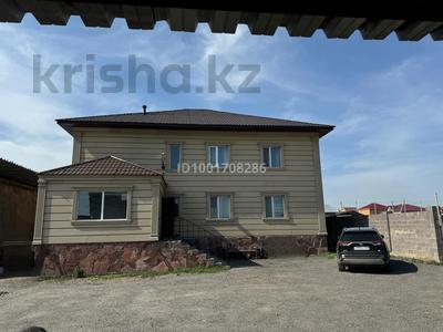 Продажа домов и дачи в Карагандинской обл.: Отдельный дом · 8 комнат · 360 м² · 10 сот., мкр Кунгей 81 за 100 млн 〒 Отдельный дом · 8 комнат · 360 м² · 10 сот., мкр Кунгей 81 за 100 млн 〒 в Караганде, Казыбек би р-н