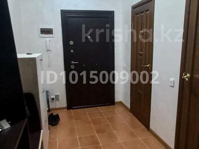 2-бөлмелі пәтер · 78 м² · 3/9 қабат, Центральный ш/а., Валиханова 13-21, бағасы: 35 млн ₸ в Атырау, мкр Центральный