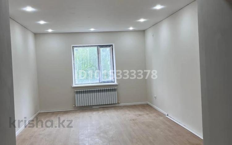 2-бөлмелі пәтер · 75 м² · 2/10 қабат, Зачаганск пгт ш/а. 34 — Жазира, бағасы: 180 000 ₸ в Уральске, мкр. Зачаганск пгт — фото 2