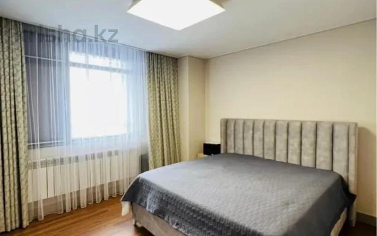 3-комнатная квартира · 90 м² · 8 этаж, Ахмет Байтурсынулы 1, 3, 5, 9 за 600 000 ₸ в Астане, Сарайшык р-н — фото 2