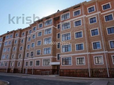 Пәтерлер в Туркестанской обл.: 2-бөлмелі пәтер · 58.2 м² · 5/5 қабат, 40 — шноста,сырдария 10 домда, бағасы: 21 млн 〒 2-бөлмелі пәтер · 58.2 м² · 5/5 қабат, 40 — шноста,сырдария 10 домда, бағасы: 21 млн 〒 в Туркестане