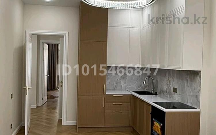 3-комнатная квартира · 70 м² · 4/18 этаж, ул. Е-36 13 за 46.5 млн ₸ в Астане, Нура р-н — фото 2