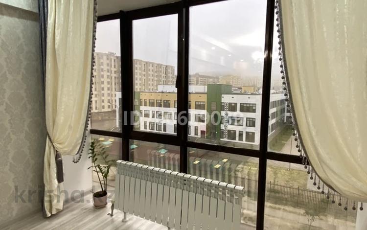 3-бөлмелі пәтер · 90 м² · 4/10 қабат, 17-й мкр 86, бағасы: 34 млн ₸ в Актау — фото 43
