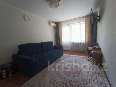 2-комнатная квартира, 45 м², 2/5 этаж помесячно, мкр Тастак-1 1 за 260 000 〒 в Алматы, Ауэзовский р-н