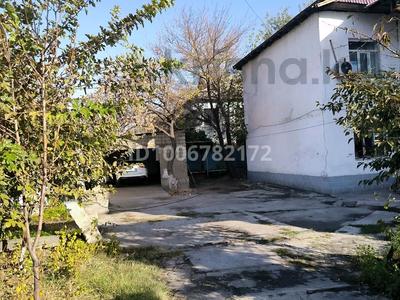 Отдельный дом · 8 комнат · 168 м² · 8 сот., Қонаев 63/1 — Құралбаев за 35 млн 〒 в Кентау