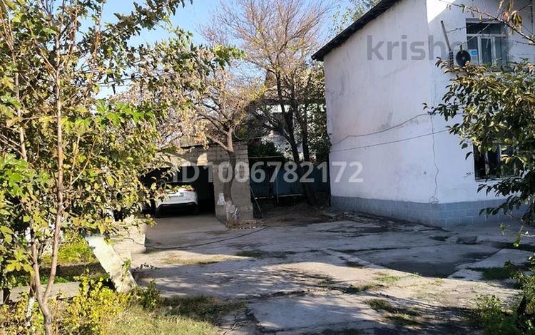 Отдельный дом · 8 комнат · 168 м² · 8 сот., Қонаев 63/1 — Құралбаев за 35 млн 〒 в Кентау — фото 2