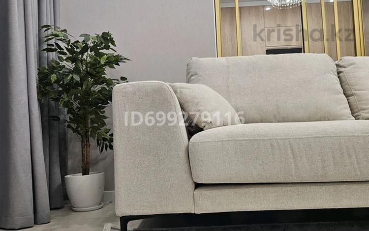 2-комнатная квартира · 90 м² · 2/3 этаж, мкр Мирас 157 — ул. Аскарова за 650 000 ₸ в Алматы, Бостандыкский р-н — фото 2