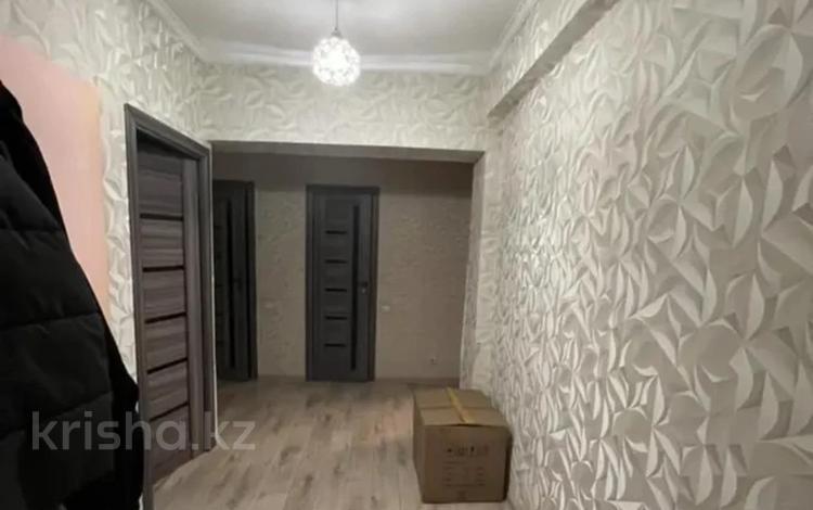 2-комнатная квартира, 65 м², 4/5 этаж помесячно, Водник 2 за 180 000 〒 в Боралдае (Бурундай) — фото 2