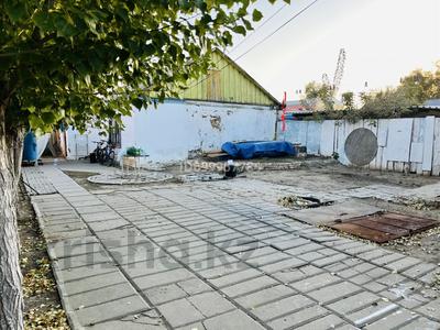 Отдельный дом · 2 комнаты · 54 м², Керей-хана 45/1 — Жанкожа за 120 000 〒 в Актобе, мкр. Курмыш
