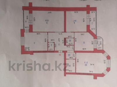 4-комнатная квартира, 153.1 м², 1/5 этаж, мкр. Алтын орда за 49 млн 〒 в Актобе, мкр. Алтын орда