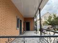 Отдельный дом · 3 комнаты · 200 м² · 6.5 сот., Асфальтовая 51 за 350 000 ₸ в Уральске — фото 4