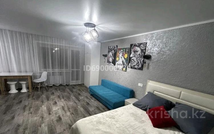 1-комнатная квартира · 31 м² · 1/5 этаж, Әміре Қашаубаев 14 — Космический за 7 500 ₸ в Усть-Каменогорске, Ульбинский — фото 2