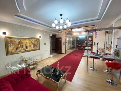 Отдельный дом · 8 комнат · 900 м² · 9 сот., Бекет батыра 103 за 2.2 млн ₸ в Шымкенте