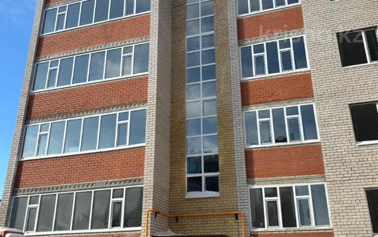 2-бөлмелі пәтер · 68.9 м² · 4/5 қабат, Старый город, Асау барак, бағасы: ~ 16.5 млн ₸ в Актобе — фото 2