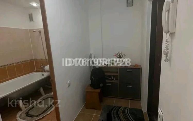 1-бөлмелі пәтер · 33 м² · 3/5 қабат, Манаш 3, бағасы: 130 000 ₸ в Атырау, мкр Жилгородок — фото 12