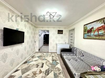 3-бөлмелі пәтер · 59 м² · 5/5 қабат, Пришахтинск, 21й микрорайон 24, бағасы: 13.9 млн ₸ в Караганде, Алихана Бокейханова р-н