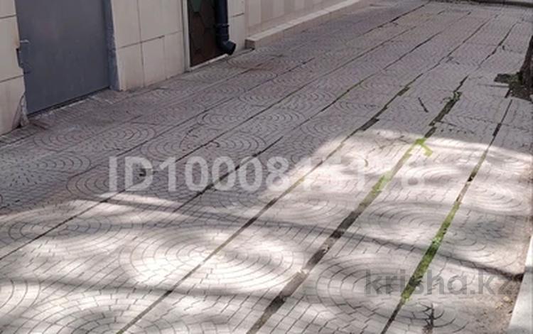 Кеңселер, дүкендер мен бутиктер, сұлулық салондары · 25 м², бағасы: 32 млн ₸ в Алматы, Алмалинский р-н — фото 2