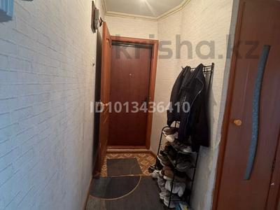 2-бөлмелі пәтер · 43.8 м² · 2/5 қабат, Газиза жубанова 3/49, бағасы: 15 млн ₸ в Хромтау