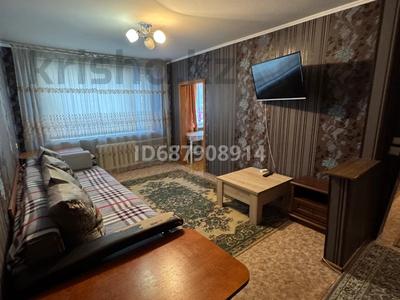 3-комнатная квартира · 60 м² · 1/5 этаж, Абая 56 — Между магазином Зорькой и Черный Кот за 14 000 〒 в Темиртау