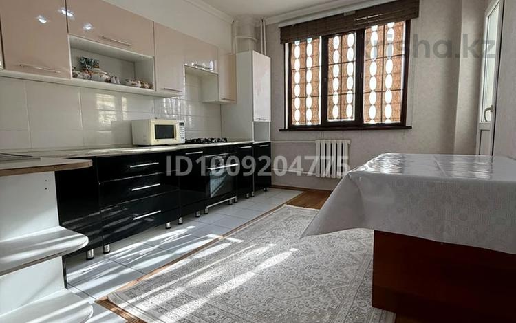 3-комнатная квартира · 70 м² · 2/5 этаж, мкр Нурсая 19 — Дет сад Нурсая, 5000 мелочей за 19.5 млн 〒 в Атырау — фото 28